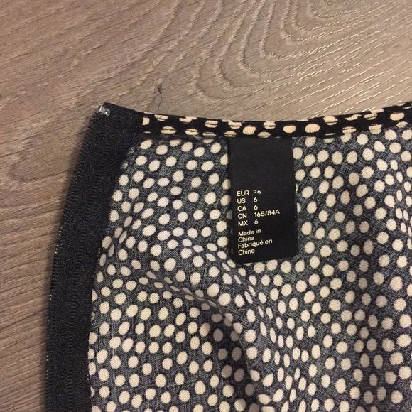 H&M black & white polka dot dress - Picture 5 of 5